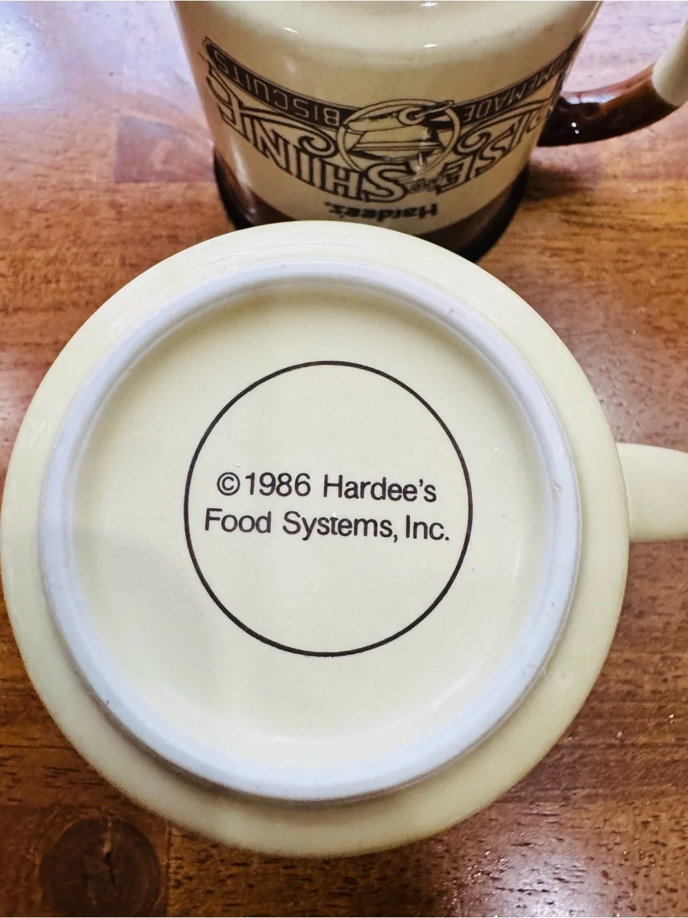 Vintage 1980’s Hardees Rise and Shine coffee mugs restaurant retro brown